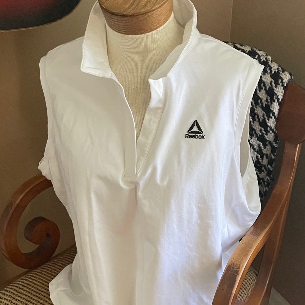 Reebok Women's White Sleeveless Tank Top